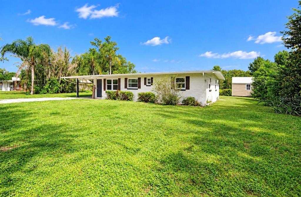 Property for sale at 717 W DEER LAKE DRIVE, LUTZ, FL, 33548