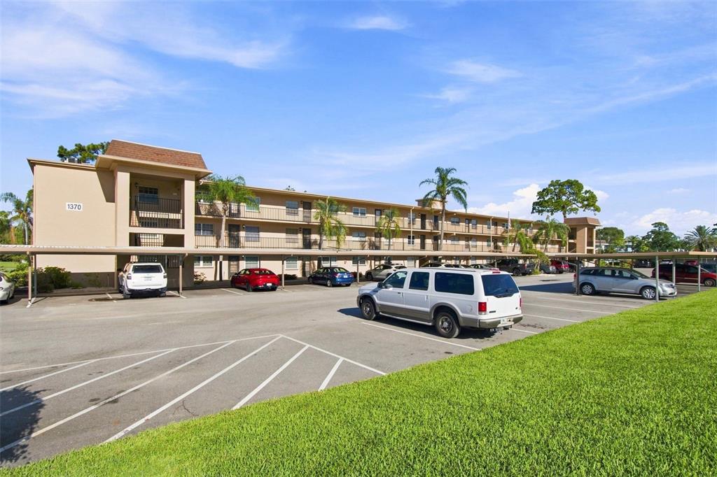 Property for sale at 1370 HEATHER RIDGE BOULEVARD UNIT 104, DUNEDIN, FL, 34698