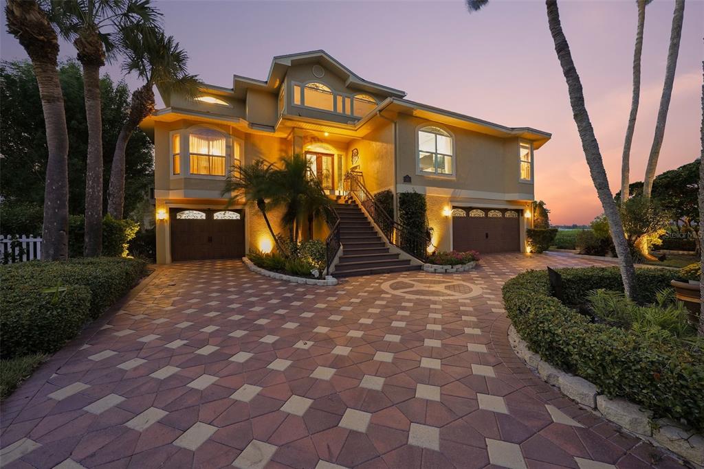 Property for sale at 103 ROYAL COURT, SAFETY HARBOR, FL, 34695
