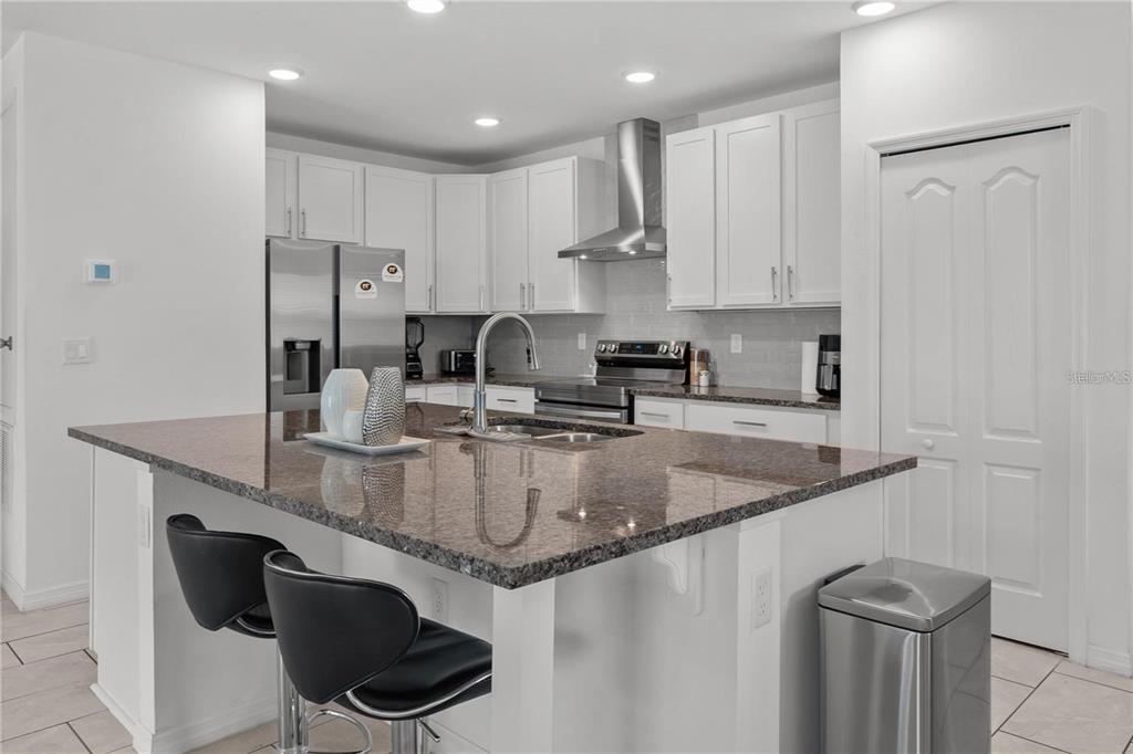 Property for sale at 923 FIELDSTONE WAY, HAINES CITY, FL, 33844