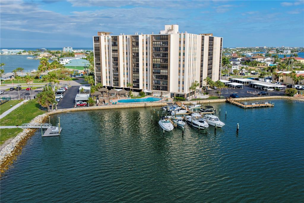 Property for sale at 10355 PARADISE BOULEVARD UNIT 907, TREASURE ISLAND, FL, 33706