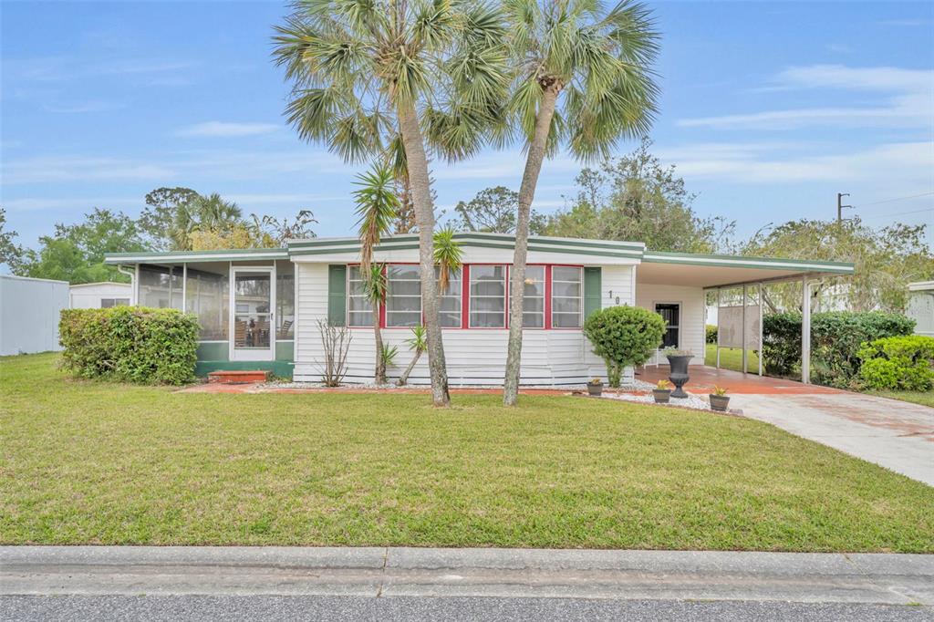 Property for sale at 104 DIAMOND HEAD DRIVE, LEESBURG, FL, 34788