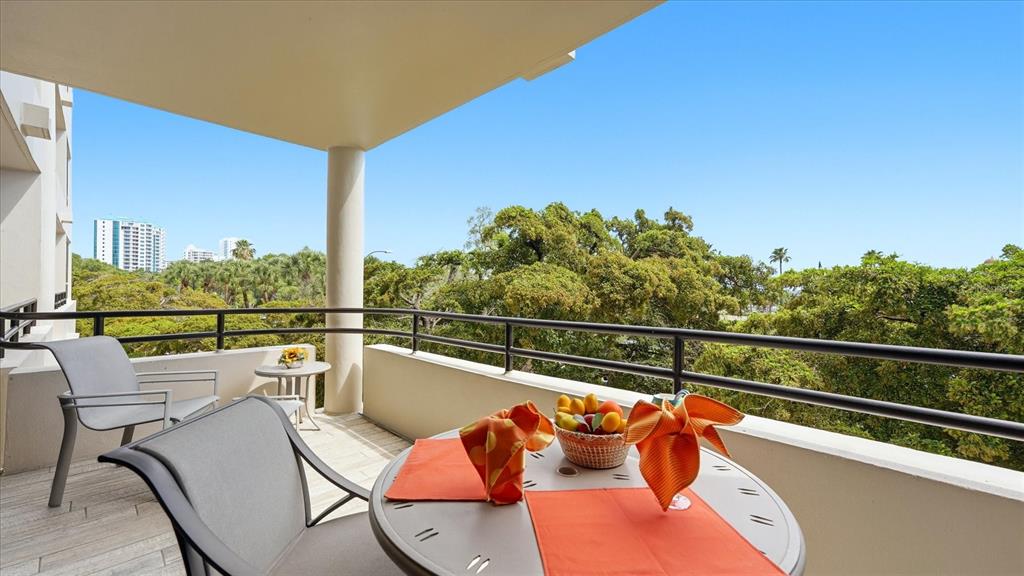 Property for sale at 1255 N GULFSTREAM AVENUE UNIT 204, SARASOTA, FL, 34236