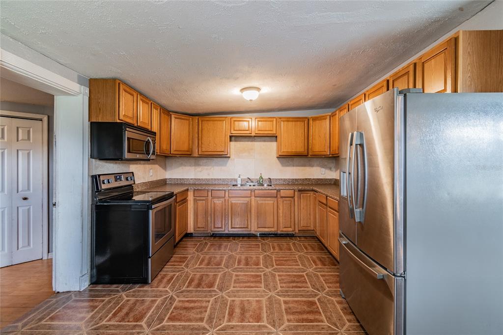Property for sale at 113 STOODY AVENUE, AUBURNDALE, FL, 33823