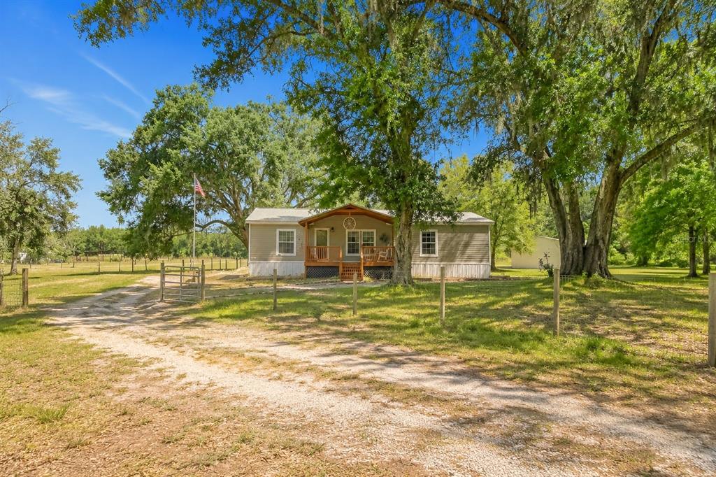Property for sale at 40949 JERRY ROAD, ZEPHYRHILLS, FL, 33540