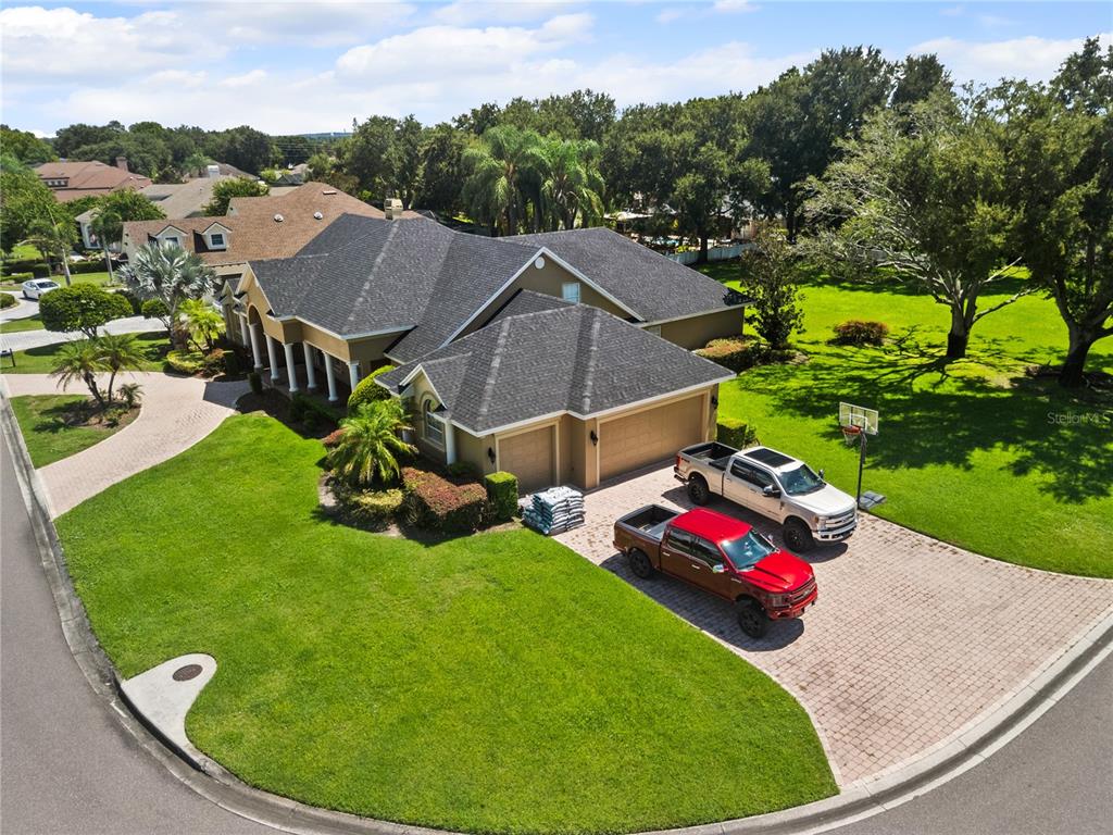 Property for sale at 9513 WATERFORD OAKS BOULEVARD, WINTER HAVEN, FL, 33884