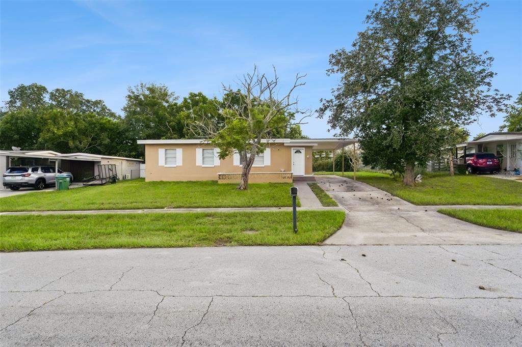 Property for sale at 928 VIVIAN TERRACE, DELTONA, FL, 32725