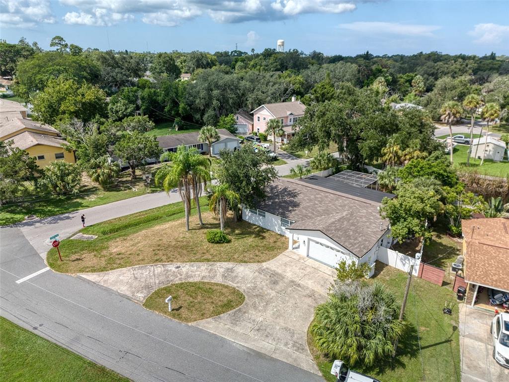 Corner lot overhead