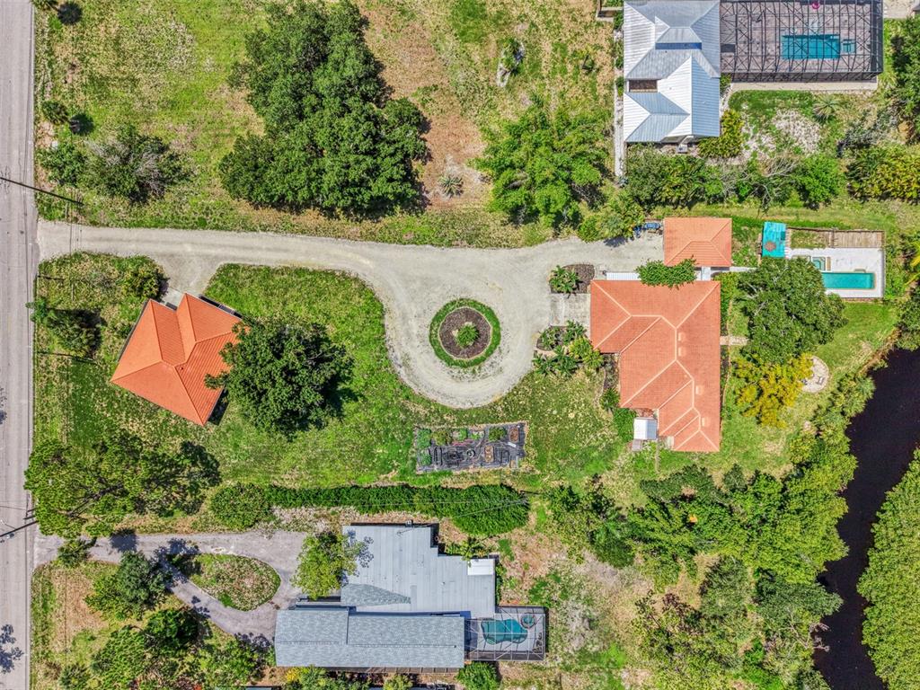 Property for sale at 140 S OXFORD DRIVE, ENGLEWOOD, FL, 34223