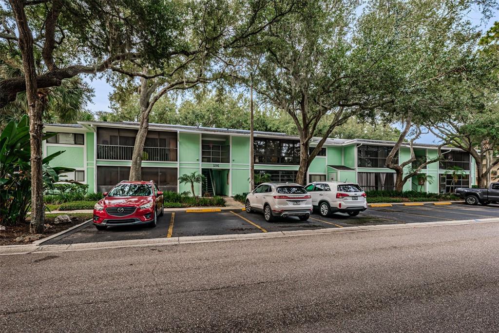 Property for sale at 3295 FOX CHASE CIRCLE N UNIT 107, PALM HARBOR, FL, 34683