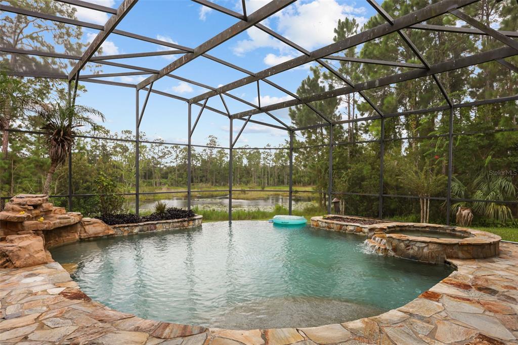 Property for sale at 420 VALLEY STREAM DRIVE, GENEVA, FL, 32732