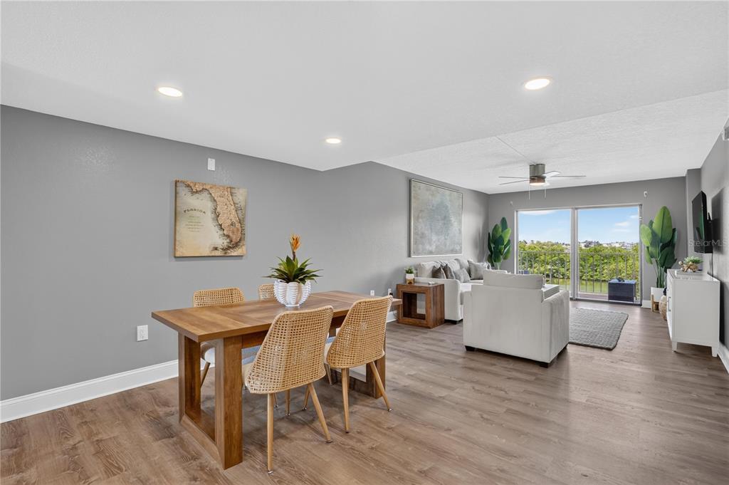 Property for sale at 7050 SUNSET DRIVE S UNIT 211, SOUTH PASADENA, FL, 33707