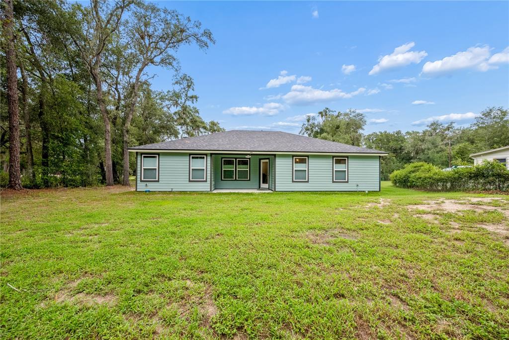 Property for sale at 111 BREEZEWAY AVENUE, SATSUMA, FL, 32189