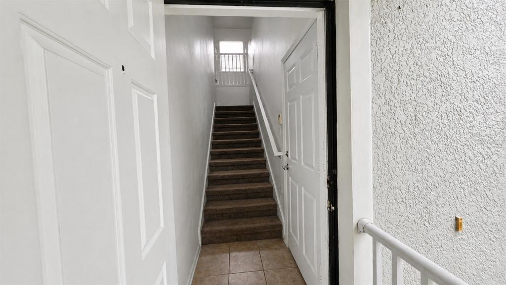 Property for sale at 2086 KINGS PALACE DRIVE UNIT 2086, RIVERVIEW, FL, 33578