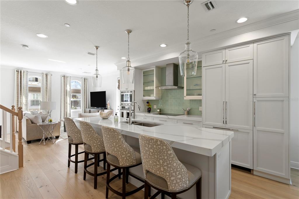 Property for sale at 400 REGENT LANE N, ST PETERSBURG, FL, 33701