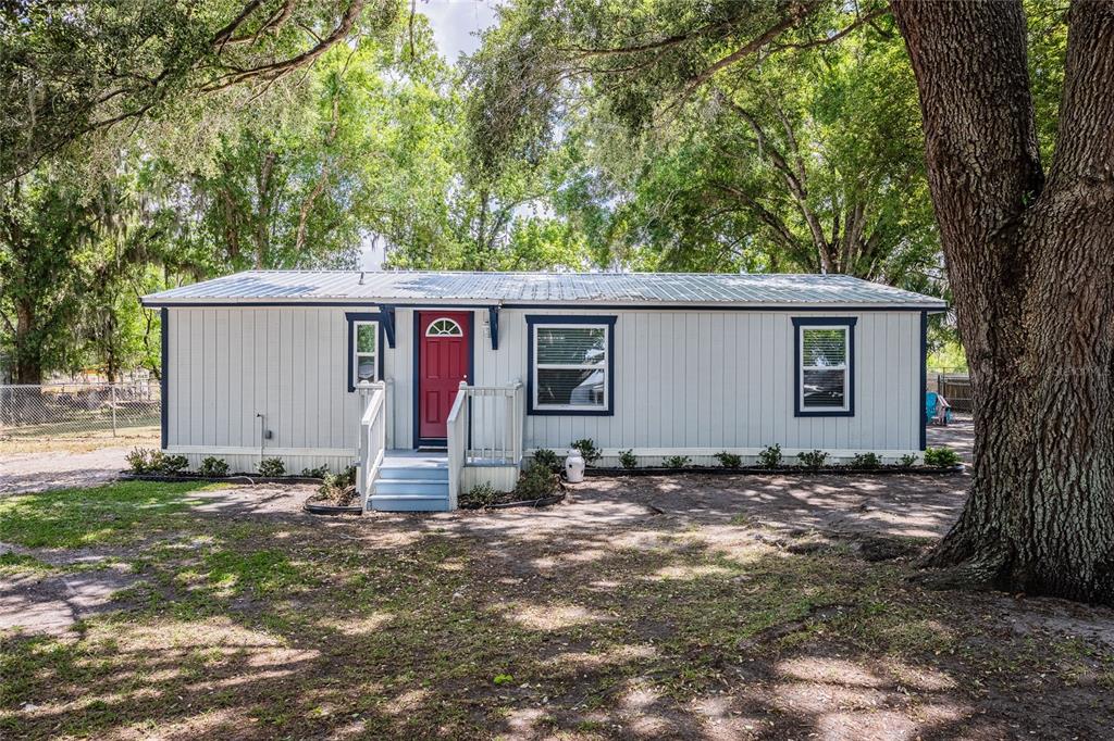 Property for sale at 5220 SPRING CREEK DR, LAKELAND, FL, 33811
