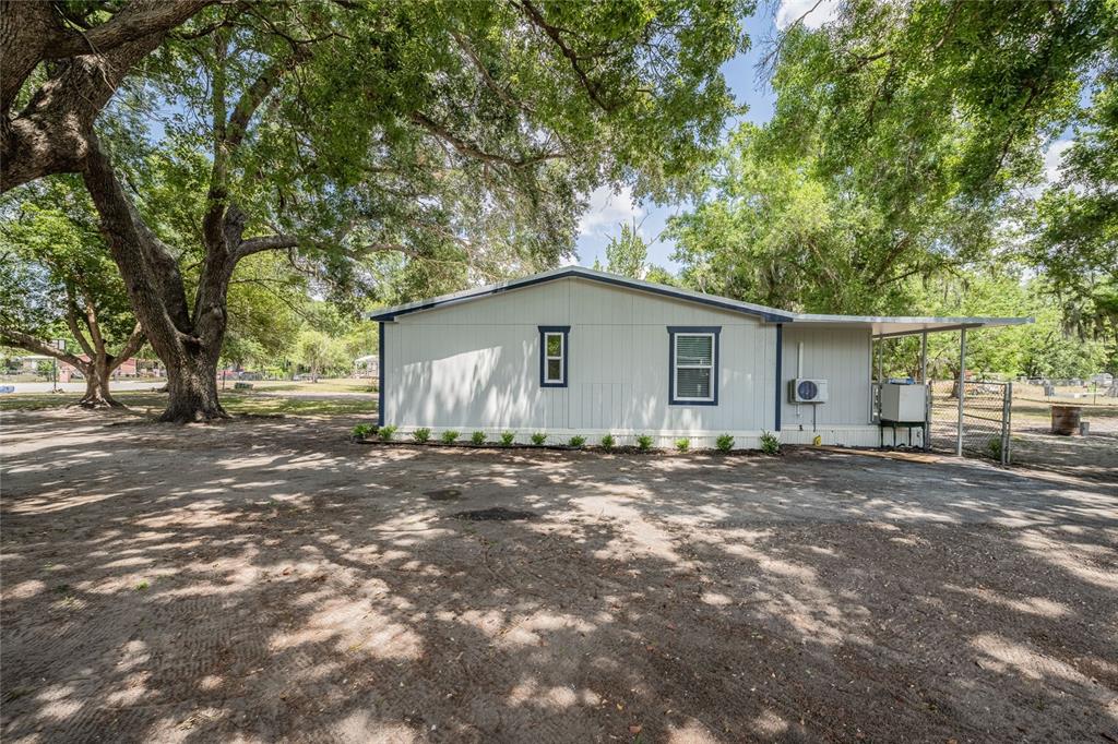 Property for sale at 5220 SPRING CREEK DR, LAKELAND, FL, 33811