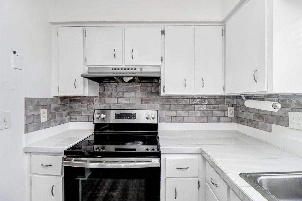 Property for sale at 7210 N MANHATTAN AVENUE UNIT 2523, TAMPA, FL, 33614