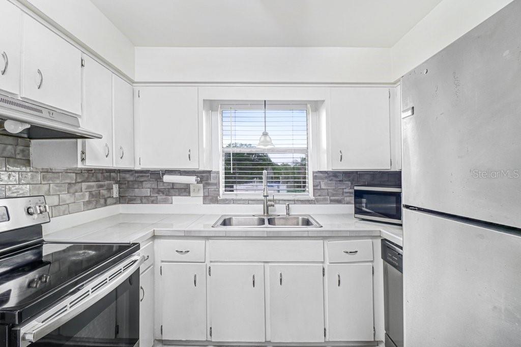 Property for sale at 7210 N MANHATTAN AVENUE UNIT 2523, TAMPA, FL, 33614