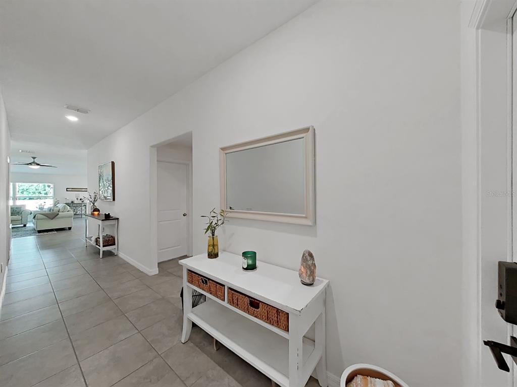 Spacious Foyer