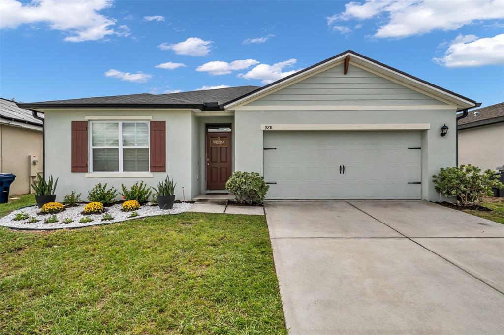 Property for sale at 988 CAMBRIDGE DRIVE, WINTER HAVEN, FL, 33881