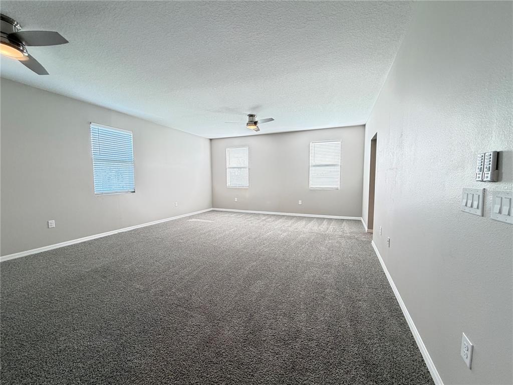Property for sale at 860 BAY BRIDGE CIRCLE, APOPKA, FL, 32703
