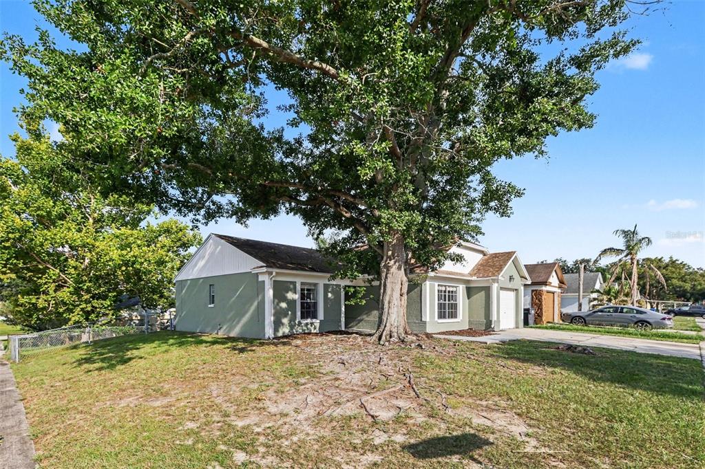Property for sale at 301 REGAL PARK DRIVE, VALRICO, FL, 33594