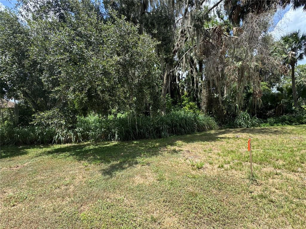 left side of property see stake
