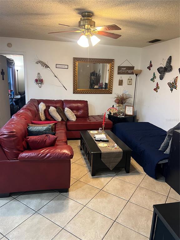Property for sale at 437 HUNTER CIRCLE, KISSIMMEE, FL, 34758