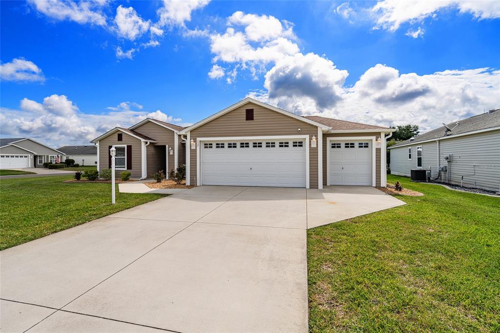 Property for sale at 2446 HOPESPRING LOOP, THE VILLAGES, FL, 32162