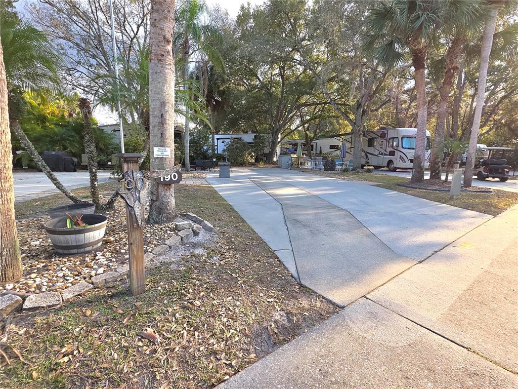 Property for sale at 190 LONGHORN DRIVE, LAKE WALES, FL, 33898