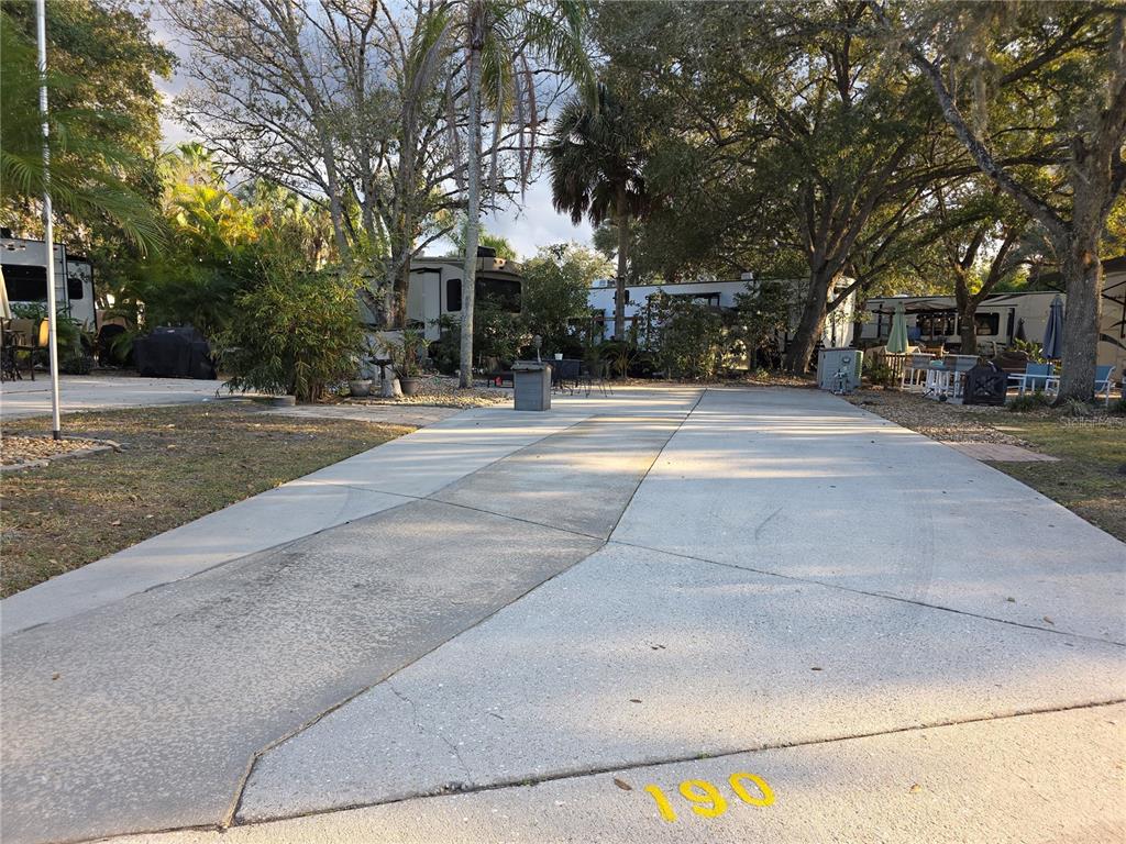 Property for sale at 190 LONGHORN DRIVE, LAKE WALES, FL, 33898