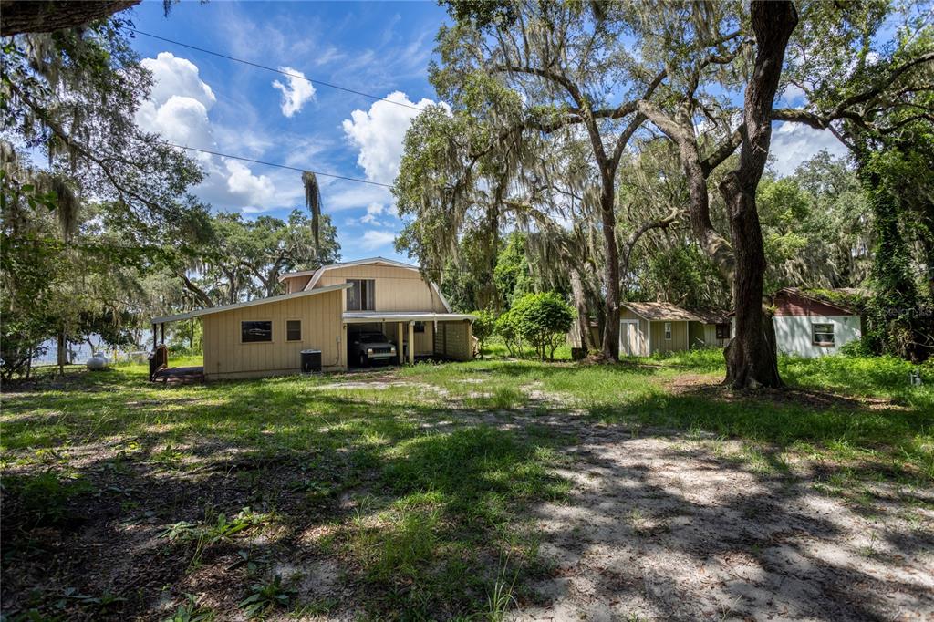 Property for sale at 122 COWPEN LANE, HAWTHORNE, FL, 32640