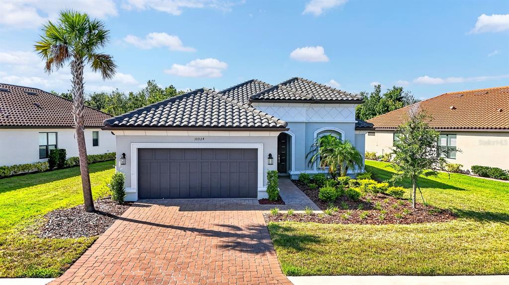 Larger lot with space between the homes