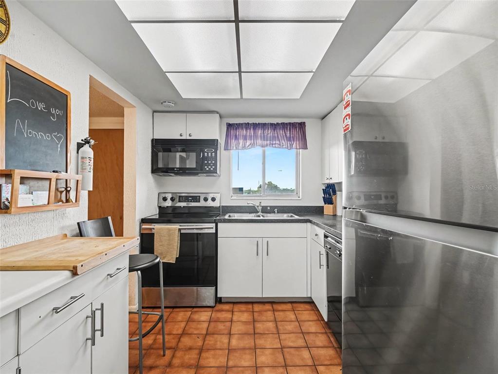 Kitchen with newer appliances