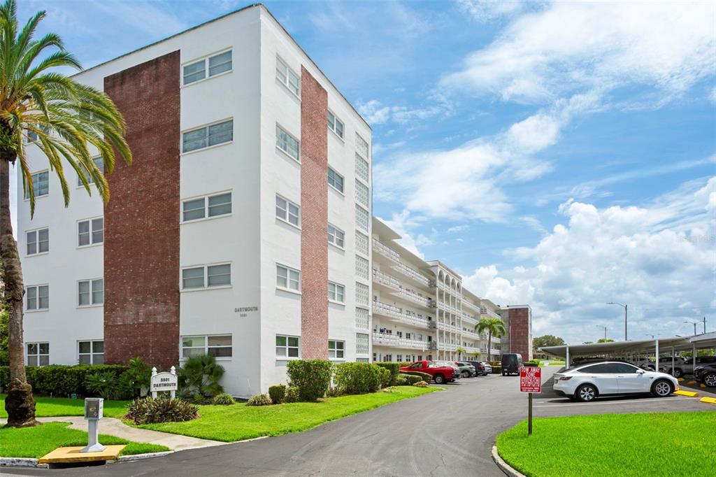 Property for sale at 5501 80TH STREET N UNIT 402, ST PETERSBURG, FL, 33709