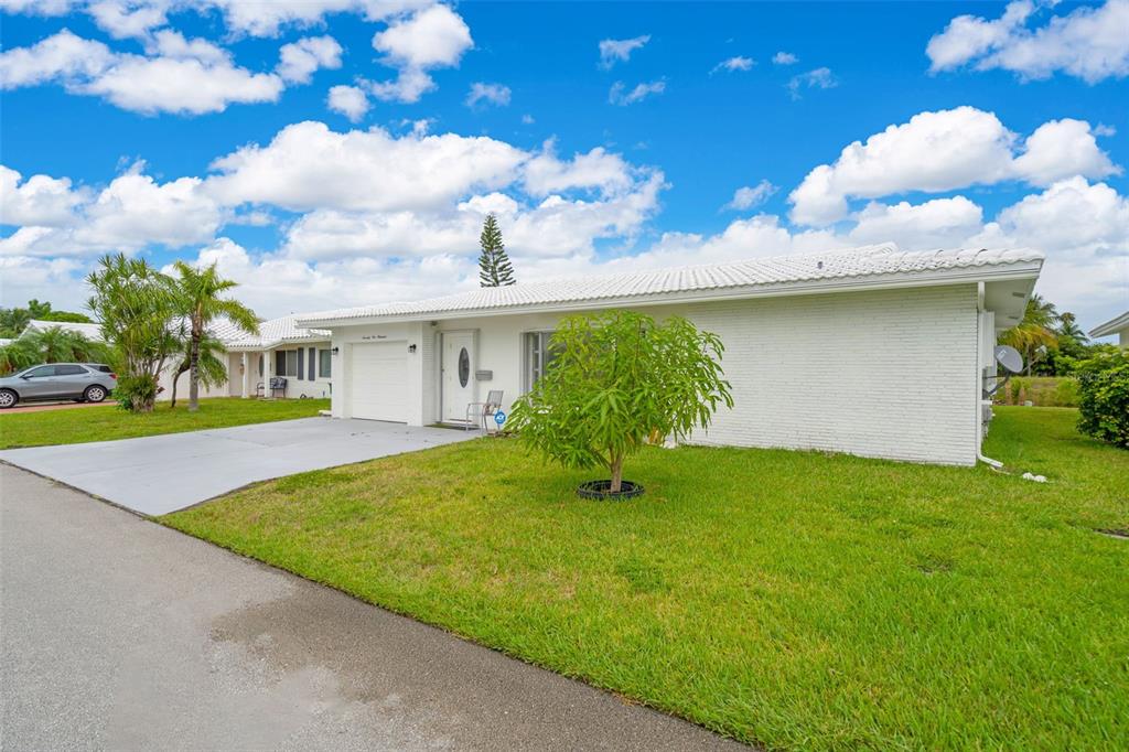 Property for sale at 7500 NW 66TH TERRACE, TAMARAC, FL, 33321