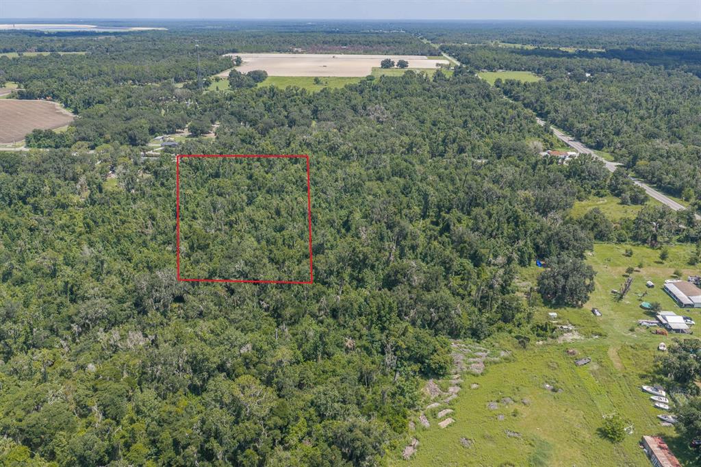 Property for sale at 18525 672 HIGHWAY, LITHIA, FL, 33547