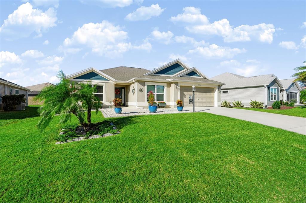 Property for sale at 5916 HICKEY WAY, THE VILLAGES, FL, 32163