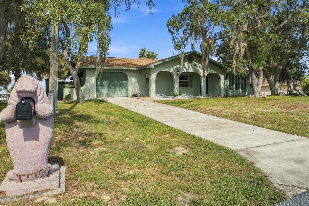 Property for sale at 11675 W DIXIE SHORES DRIVE, CRYSTAL RIVER, FL, 34429