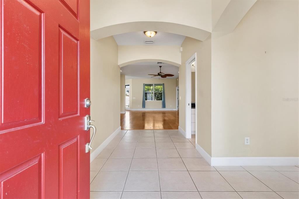 BEAUTIFUL TILE FOYER