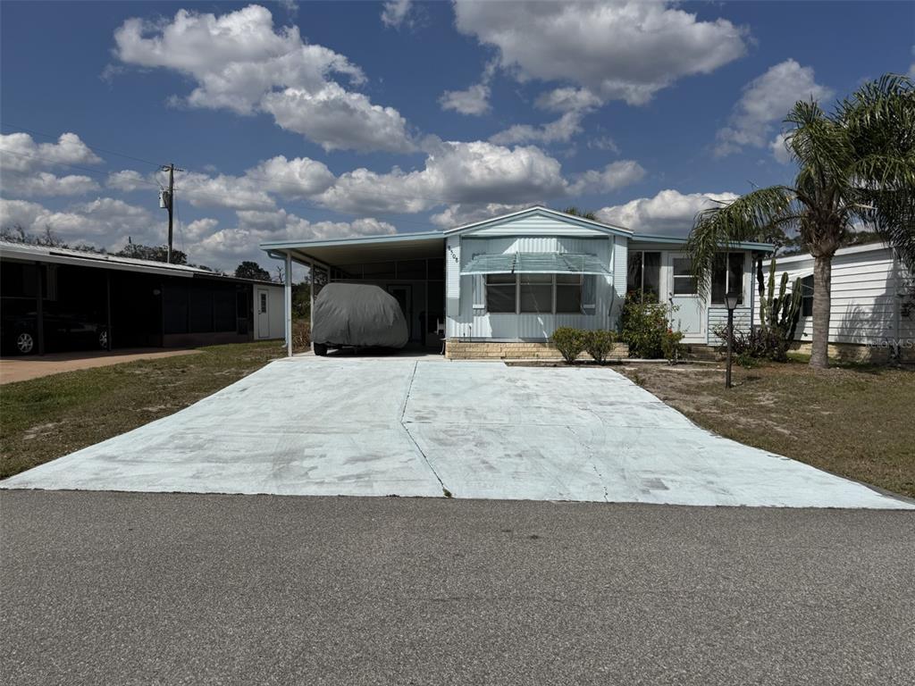 Property for sale at 8508 BREEZE HILL DRIVE, LAKE WALES, FL, 33898