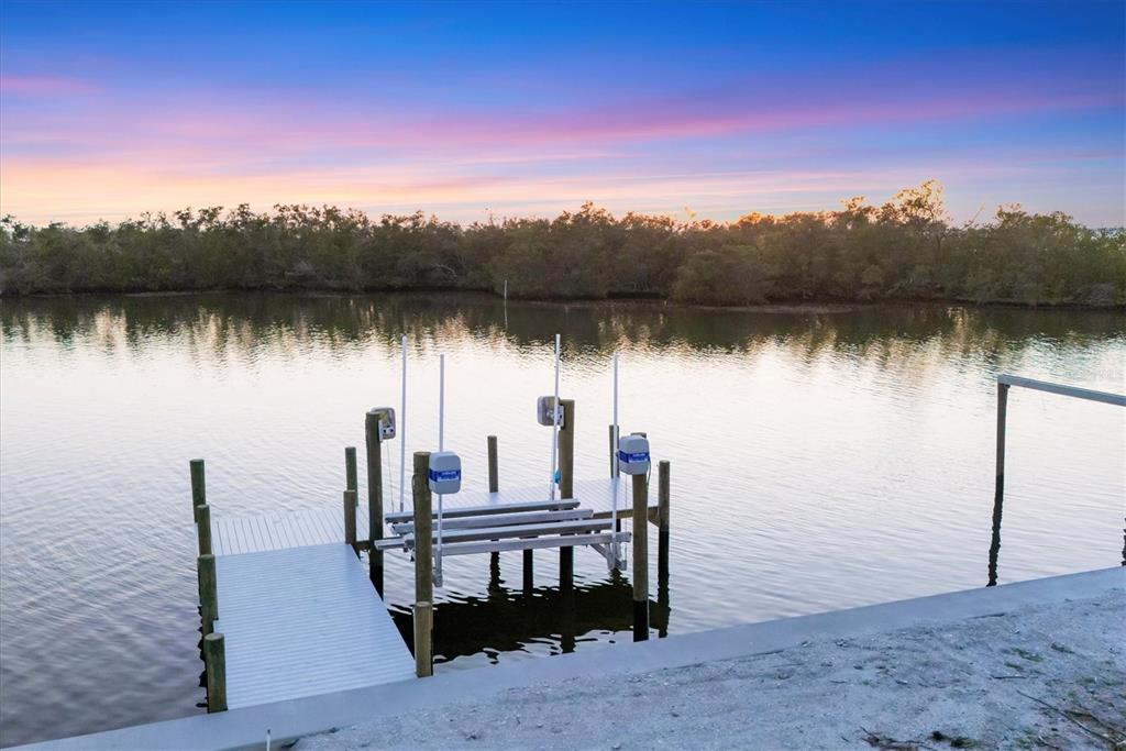 Property for sale at 7314 WESTMORELAND DRIVE, SARASOTA, FL, 34243