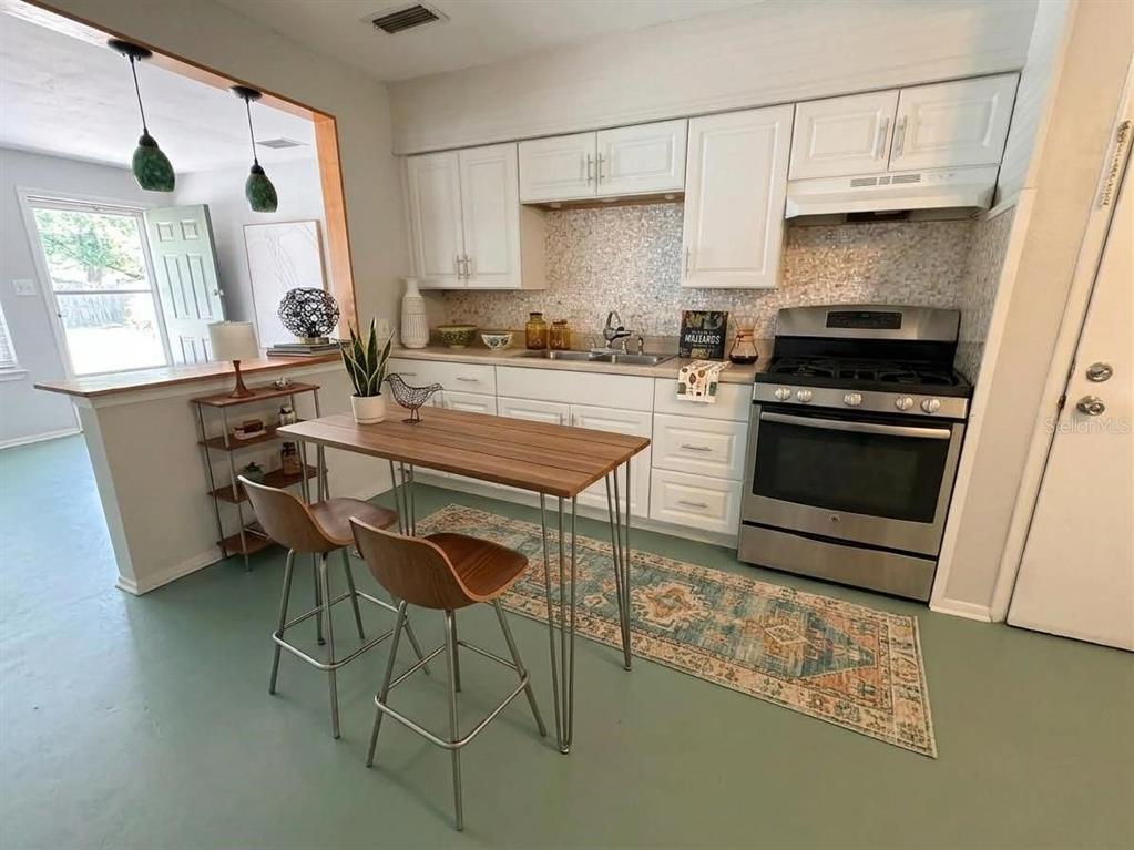 Property for sale at 2401 QUINCY STREET S, ST PETERSBURG, FL, 33711