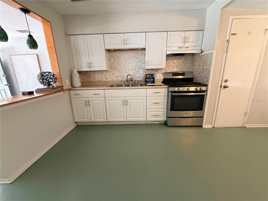 Property for sale at 2401 QUINCY STREET S, ST PETERSBURG, FL, 33711