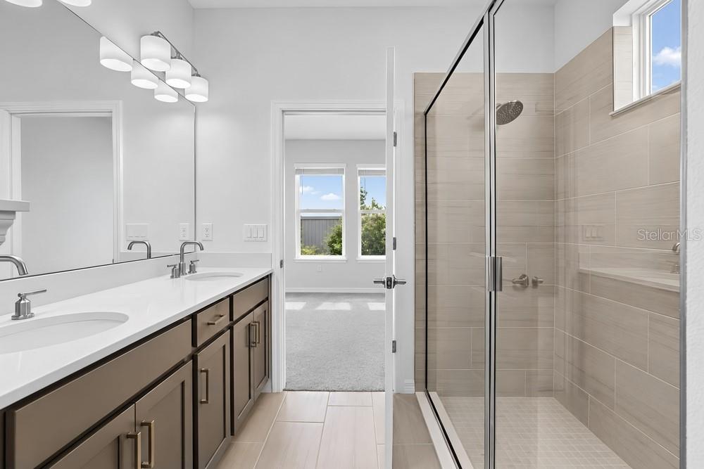 32472 Sea Loch Loop ~ Ready Now for Closing!