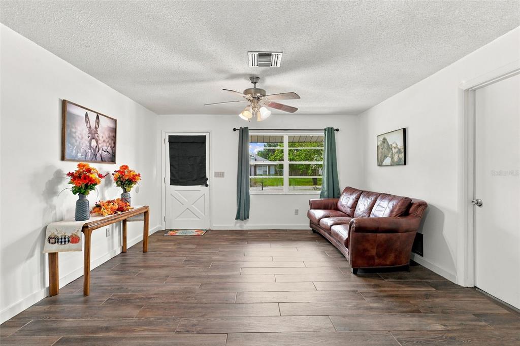 Property for sale at 1085 EAGLES NEST AVENUE, DELTONA, FL, 32725