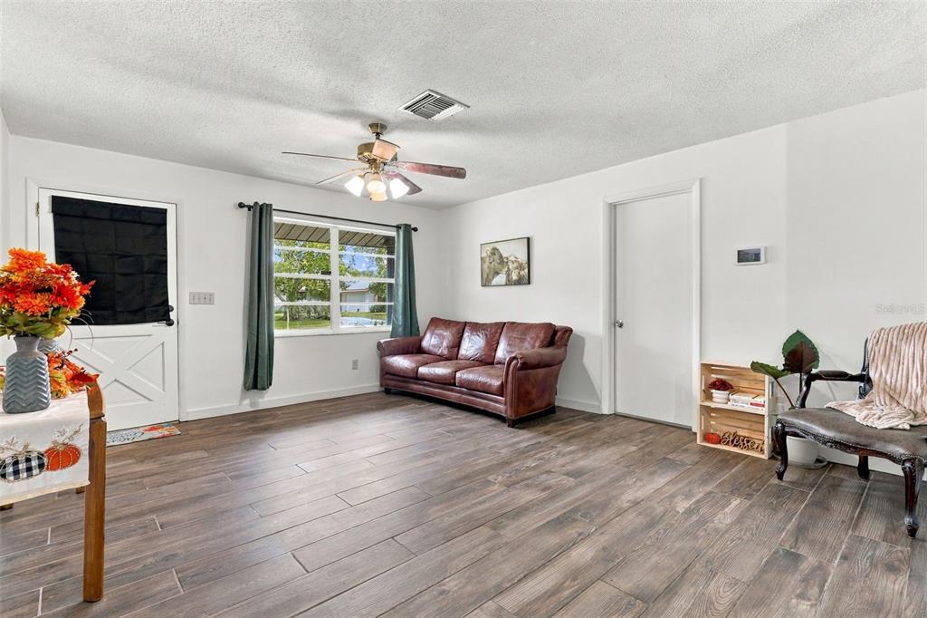 Property for sale at 1085 EAGLES NEST AVENUE, DELTONA, FL, 32725