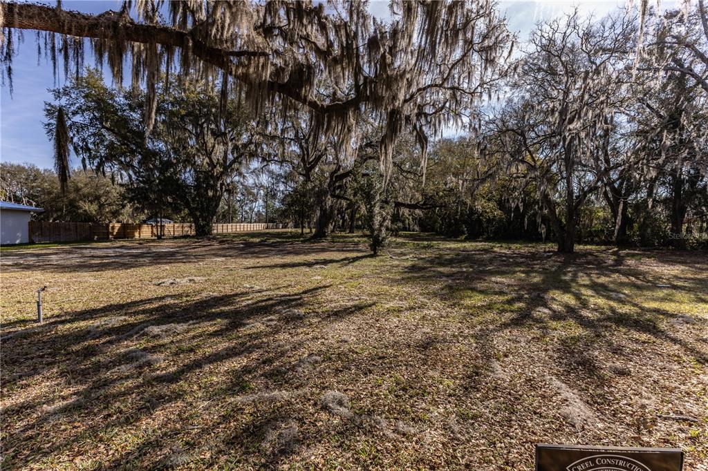 Property for sale at 100 S OLD WIRE ROAD, WILDWOOD, FL, 34785