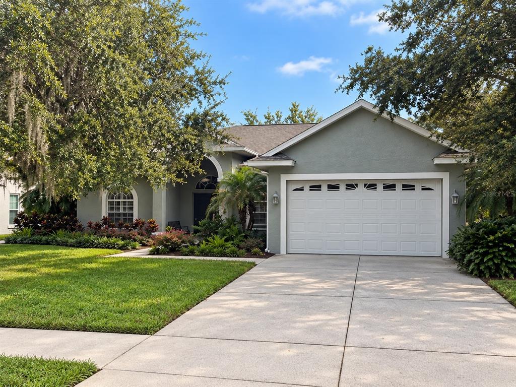 Property for sale at 19621 LAKE OSCEOLA LANE, ODESSA, FL, 33556
